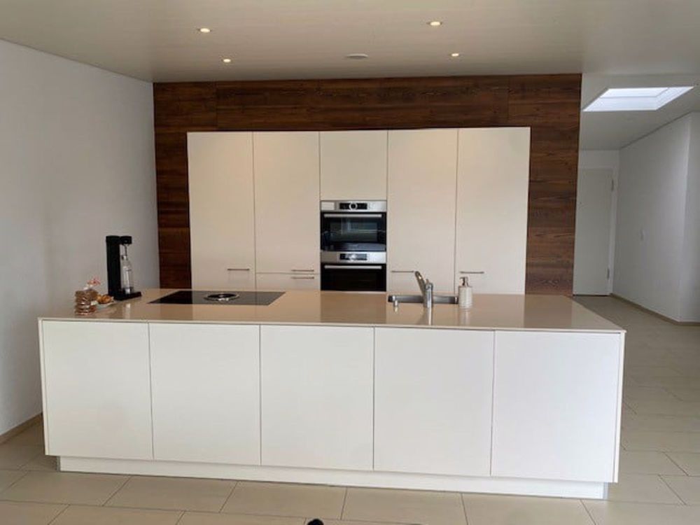 4.5-Zimmer voller Charme, Sonnenschein und Freiraum - Küche