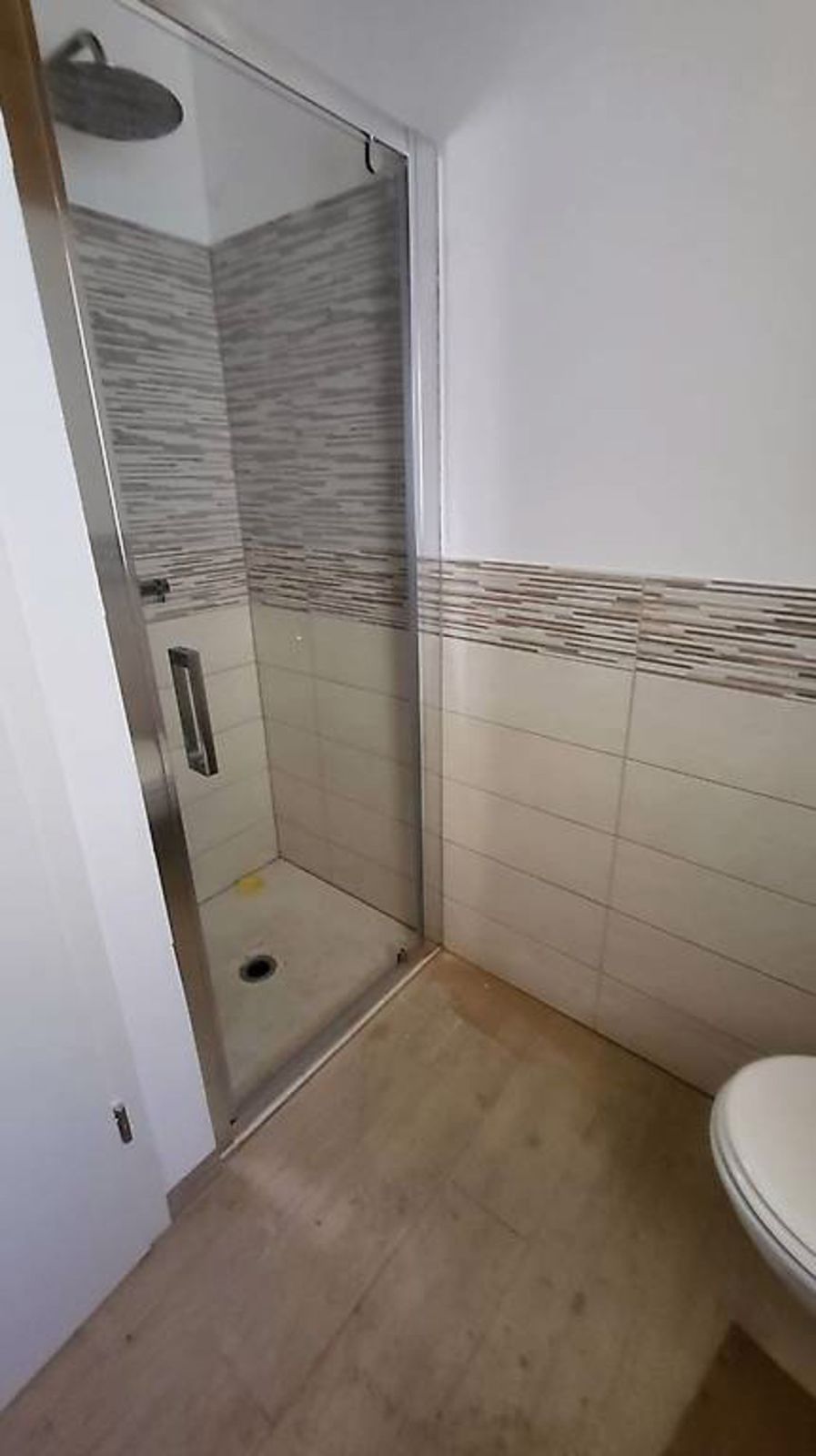 Moderne Villa mit Garten zu vermieten - Bild 7