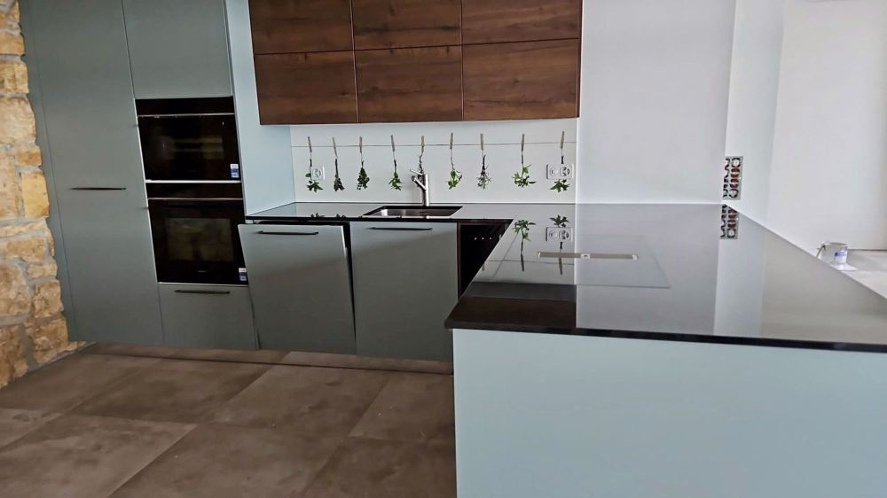 Aussergewöhnliche Loftwohnung mit Blick auf den Bielersee, ca. 111m2 - Bild 4