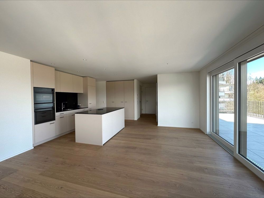 Erstvermietung - 3.5-Zimmer-Attikawohnung mit Weitsicht - Wohnen/ Essen