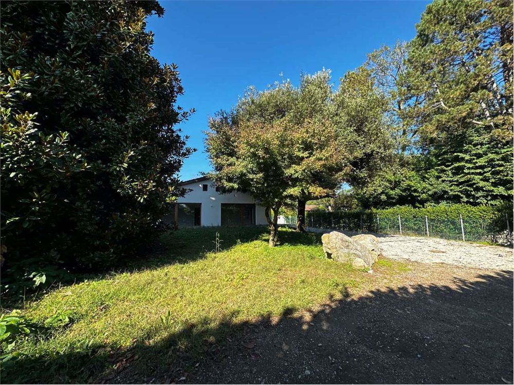 Villa auf einer Ebene in einer ruhigen Gegend - Bild 3