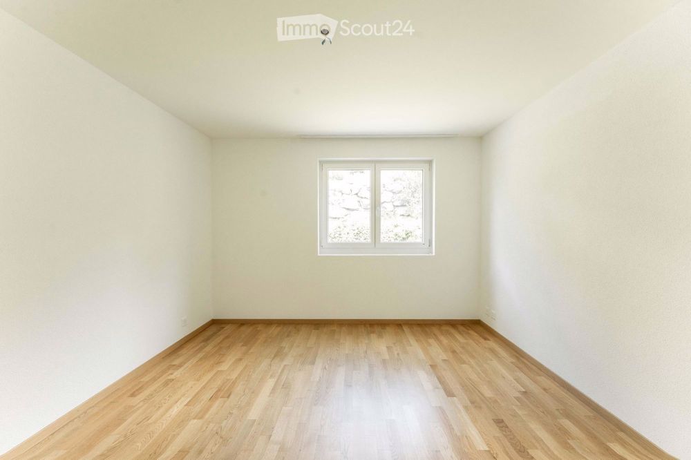 Lichtdurchflutete 4½-Zimmer-Wohnung mit Balkon und Panoramablick - Bild 6