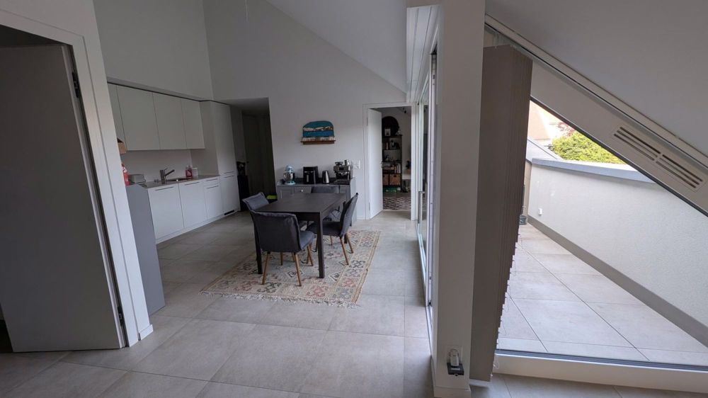 Magnifique appartement récent de 3.5 pièces aux combles, orientation Nord - Bild 1