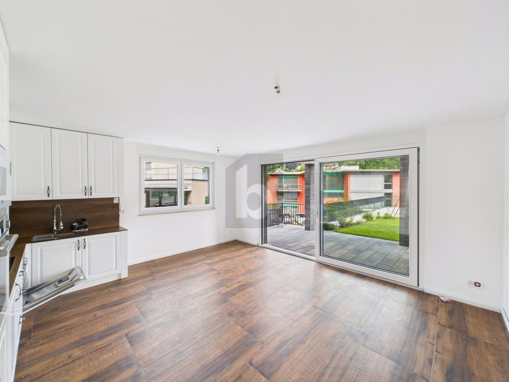 ERSTBEZUG - MODERN UND GEMÜTLICH MIT GARTEN - Bild 1