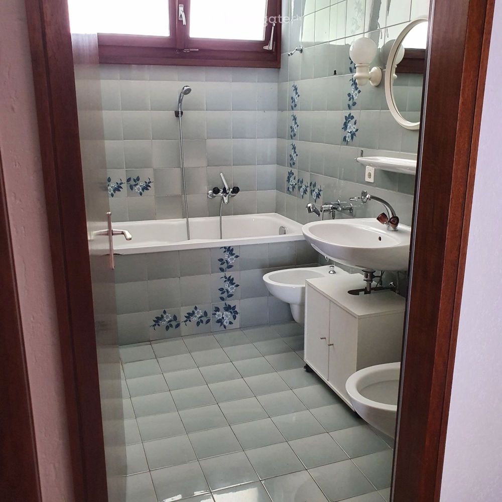 BELLINZONA-CARASSO, 4,5 ZIMMER WOHNLUNG ZUM VERMIETEN, RENOVIERTE - Bild 4