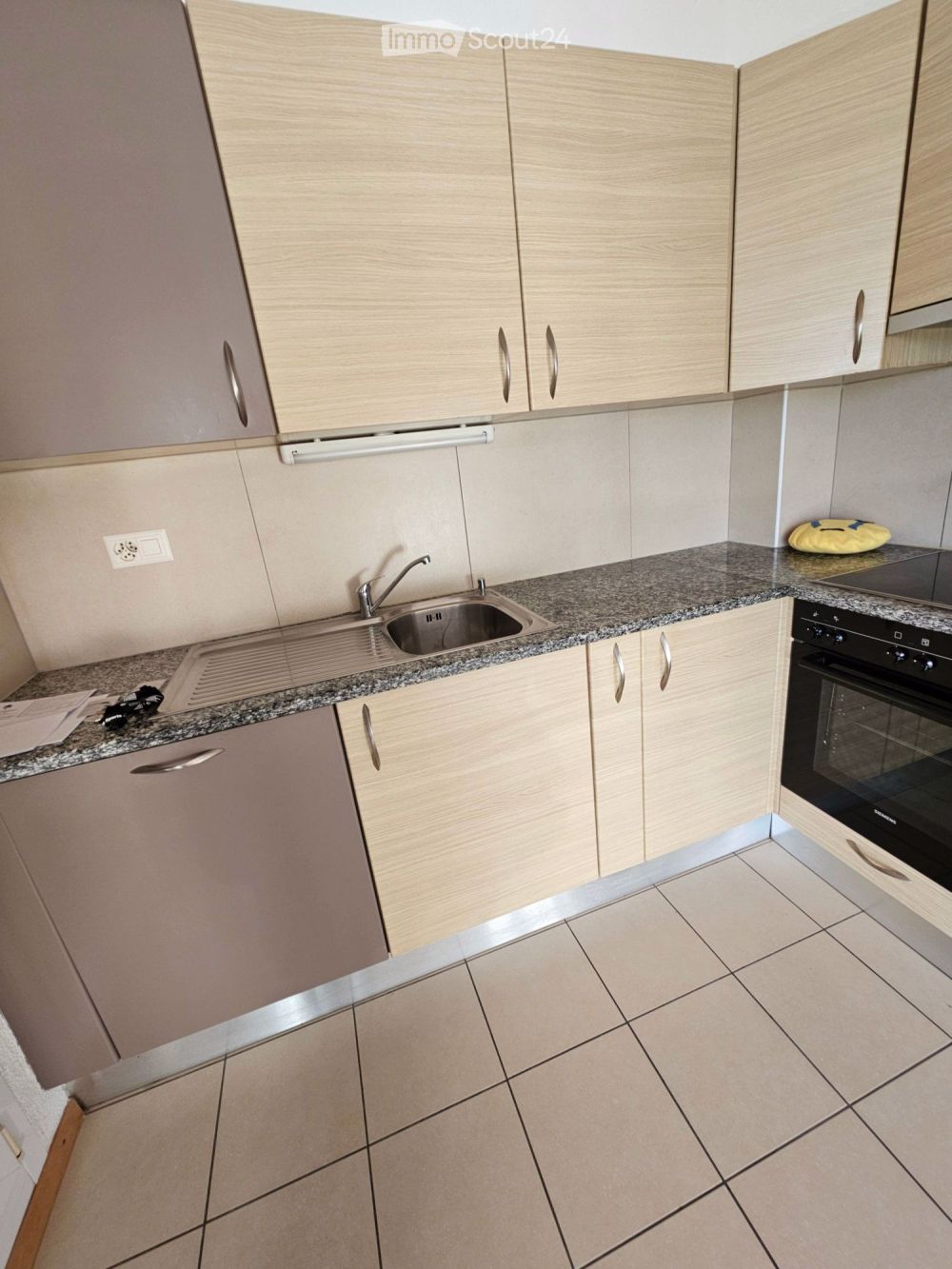 Prächtige 4-Zimmer-Dachwohnung in Cheseaux-Noréaz - Bild 5