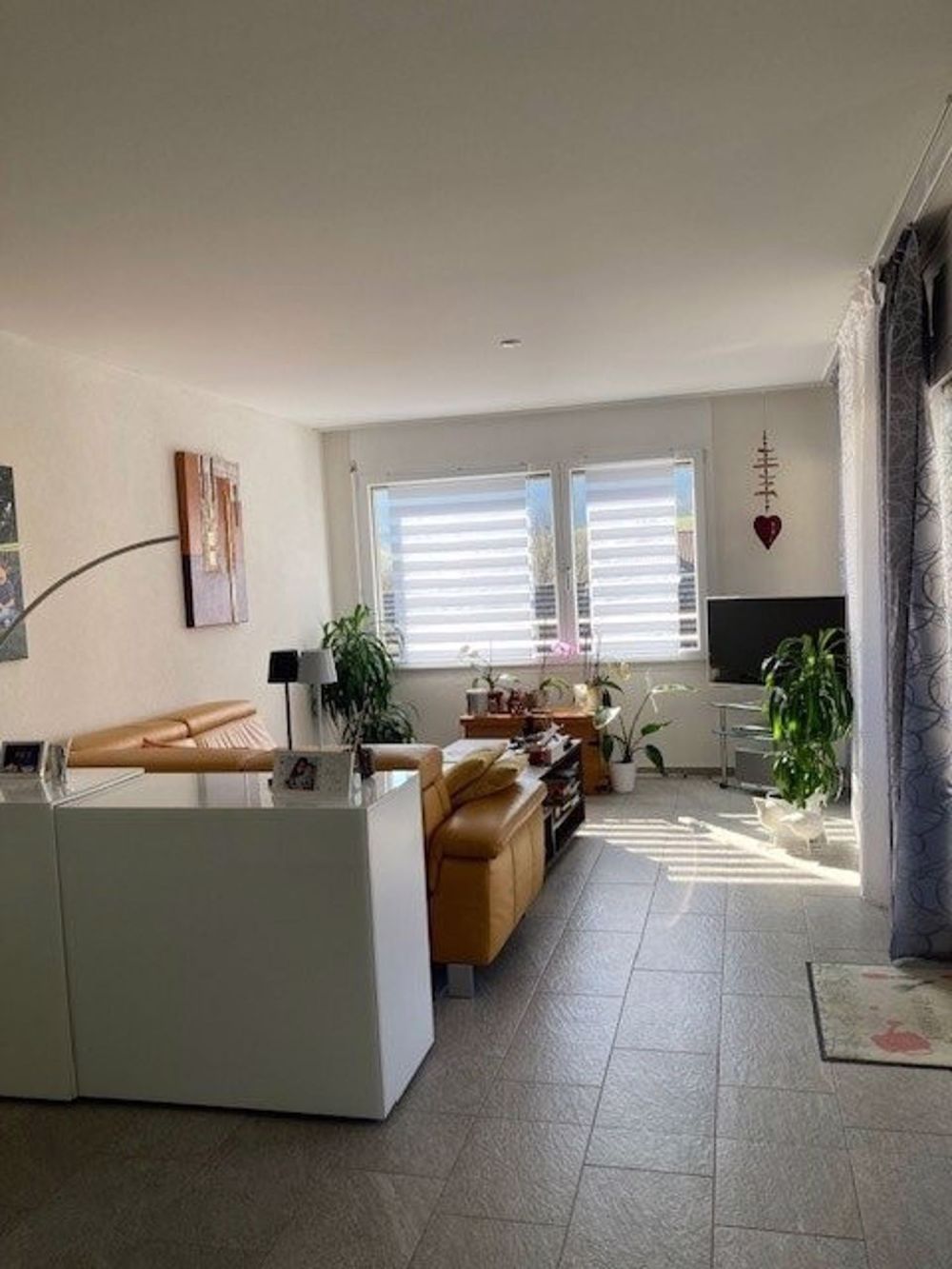 3.5-Zimmerwohnung in Känerkinden zu vermieten - Wohnzimmer komplett