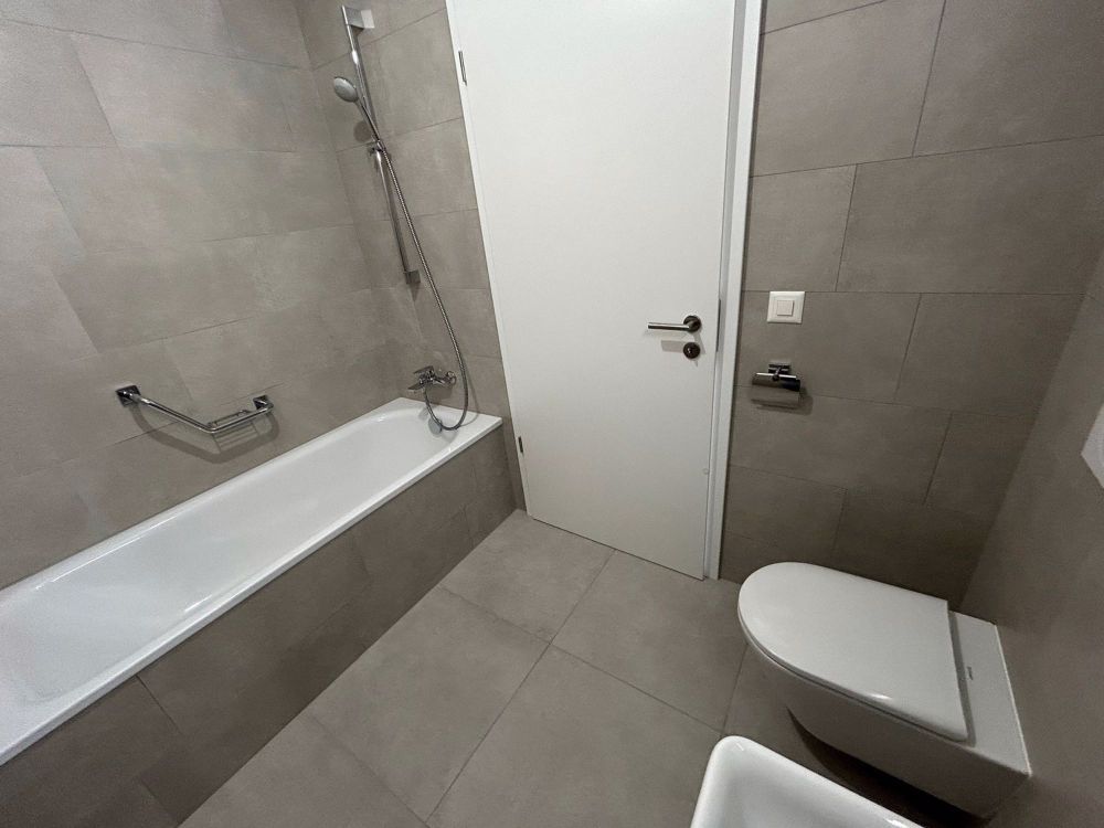Prächtige 3,5-Zimmer-Wohnung mit Panoramablick in Vallorbe - Bild 11