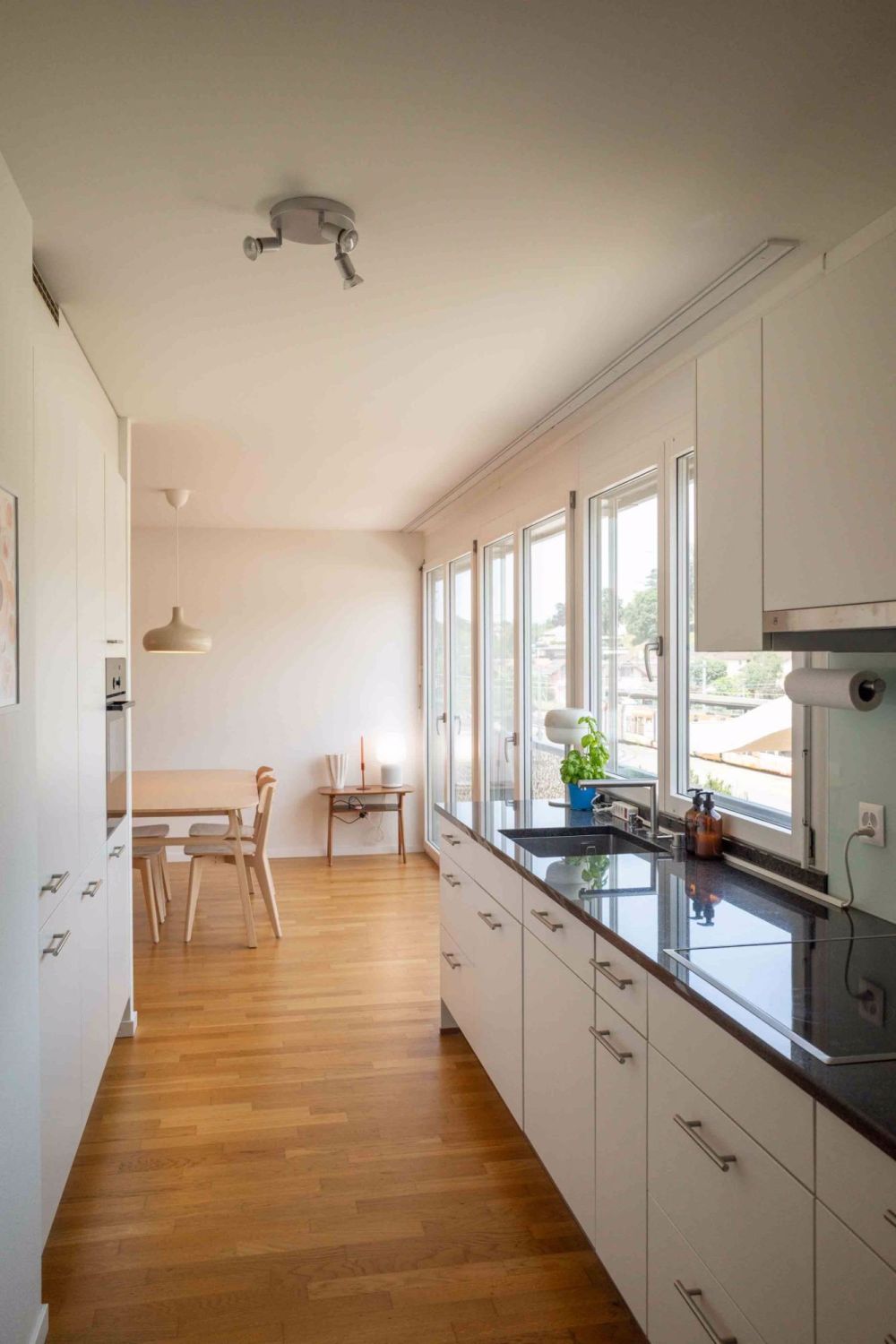 Moderne, helle 3.5-Zimmer-Wohnung in Dornach (12-16 Mt.) - Bild 2