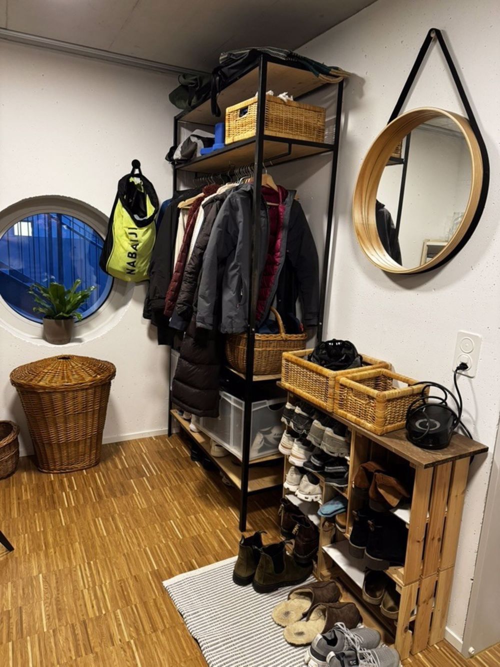 Boho-chic sublet in Zollikerberg - Foyer