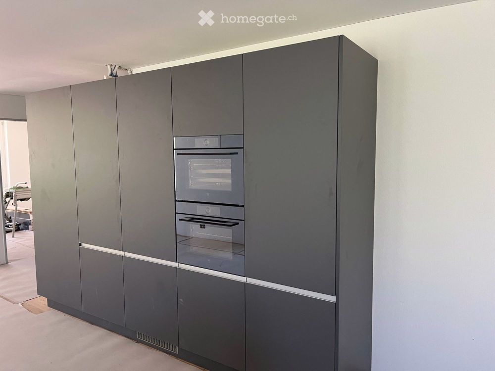 Erstvermietung sehr grosser Wohnung im Eigentumsstandard mit interessantem Grundriss - Bild 2