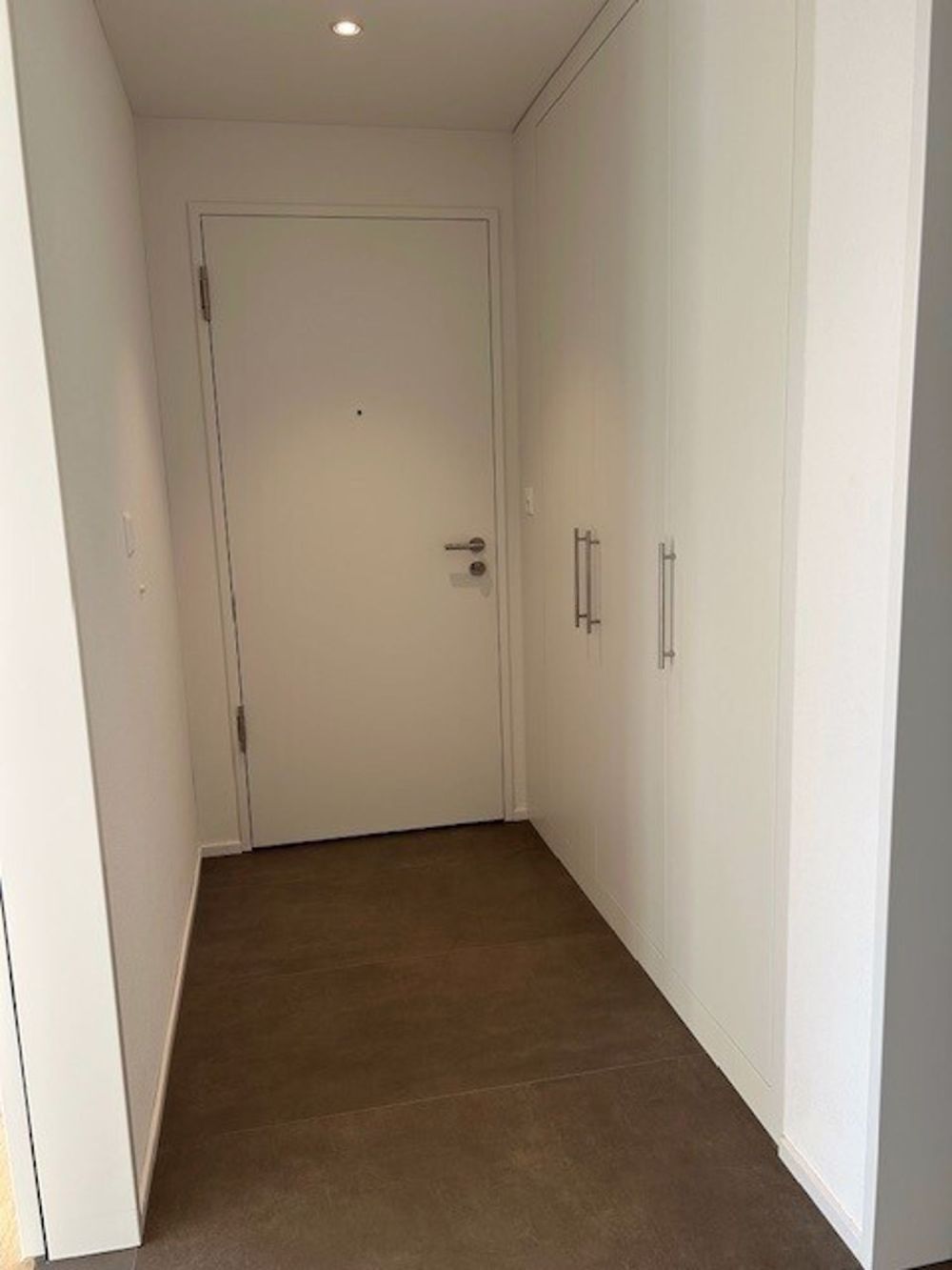 Naherholungsgebiet vor der Haustüre - Korridor_Einbauschraenke.jpg