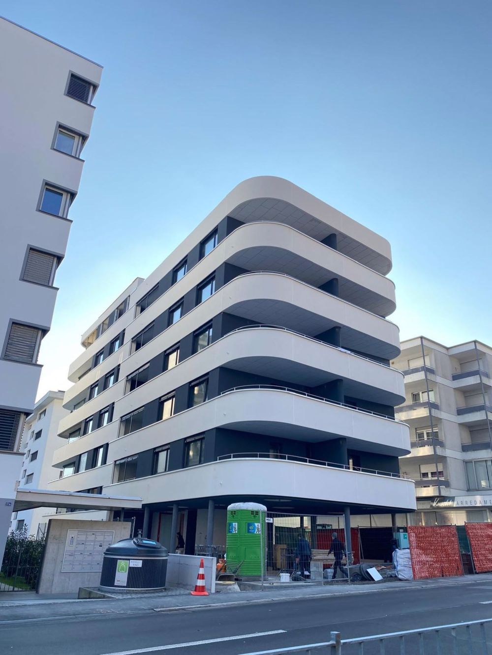 AFFITTASI NUOVO APPARTAMENTO A LOCARNO 2.5 - Bild 2