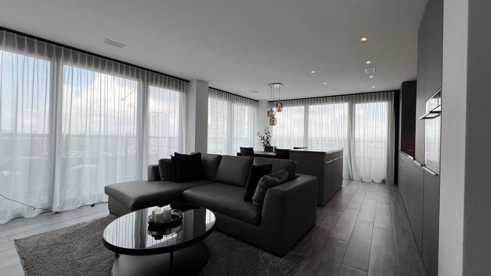 Moderne möblierte 2.5-Zimmer-Erstbezug-Wohnung mit Aussicht in Dübendorf - Bild 3