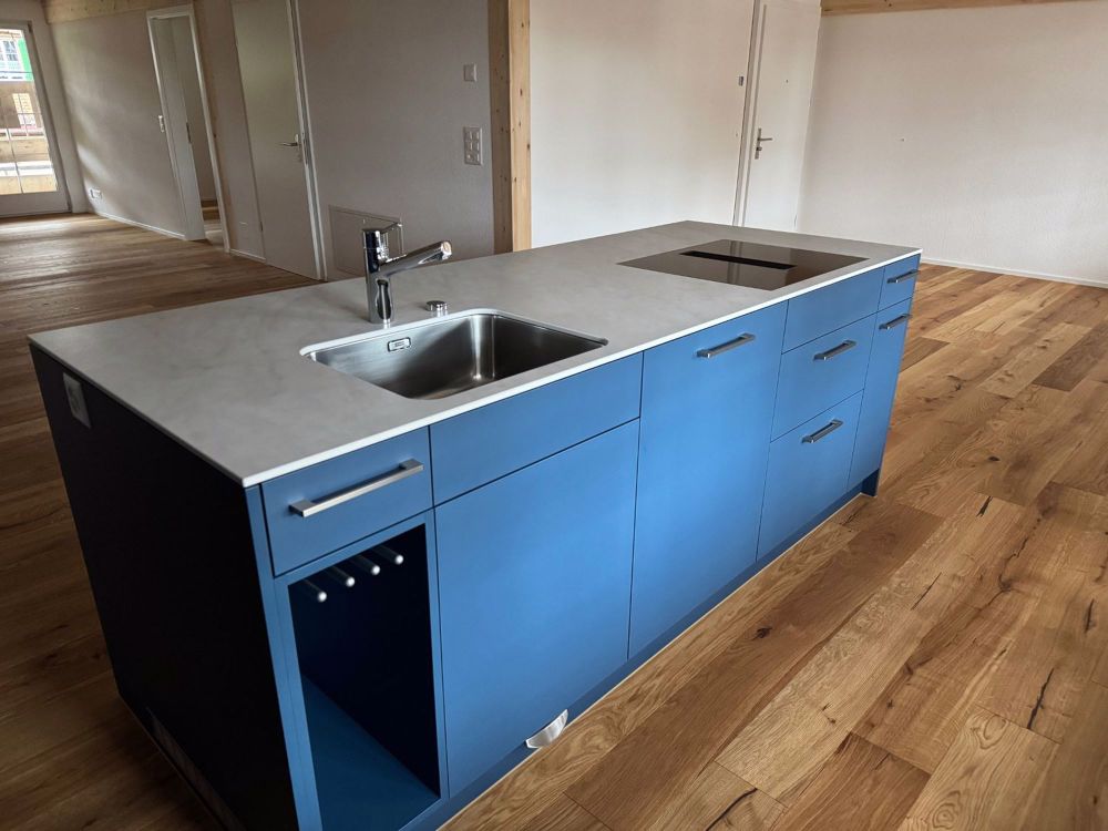 Frisch renovierte grossräumige Familienwohnung - Bild 5