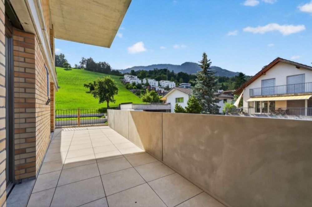 Moderne Familienwohnung mit grosszügigem Gartensitzplatz - Bild 9