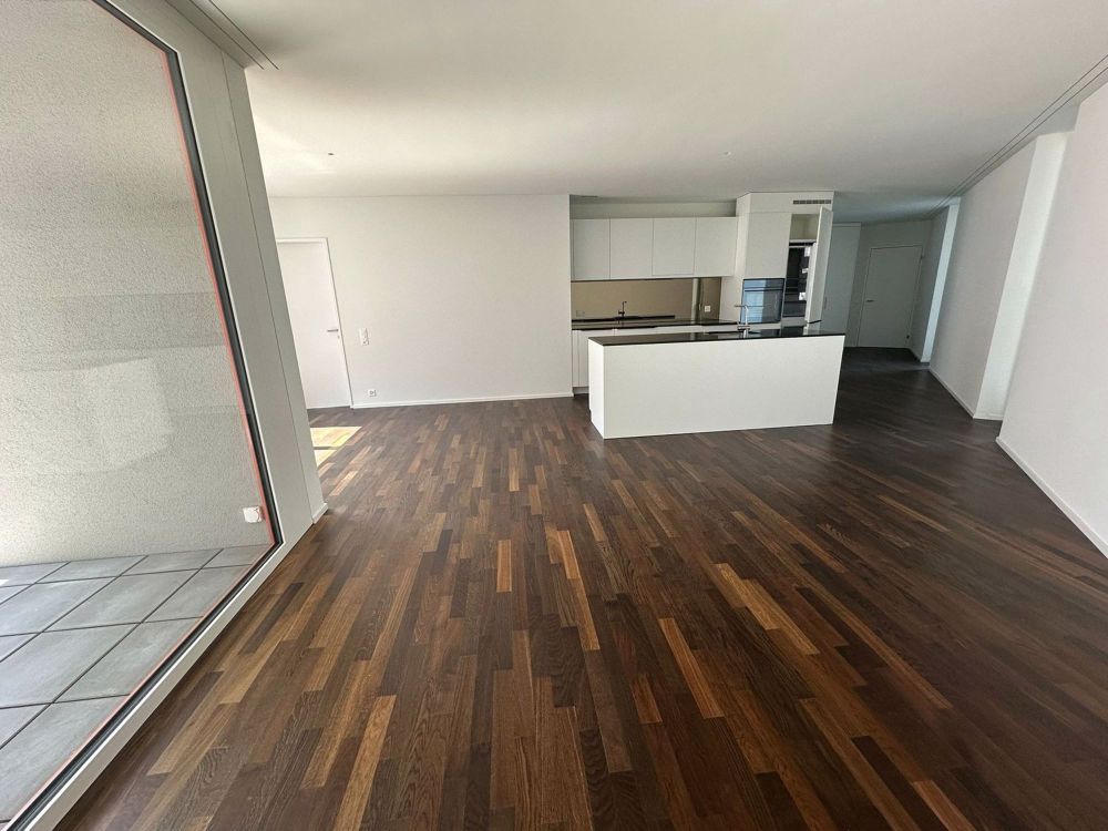 Erstbezug! Moderne, helle Wohnung mit Balkon, ruhig, zentral und top angebunden - Bild 1