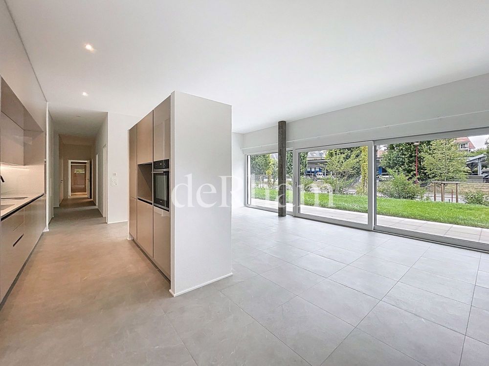 Neue Residenz, neues 4,5-Zimmer-Apartment mit privatem Garten - Bild 2
