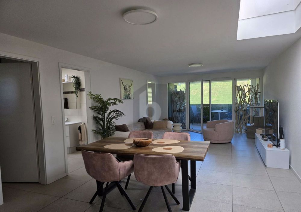 MODERN MIT TERRASSE UND LOGGIA - Bild 2