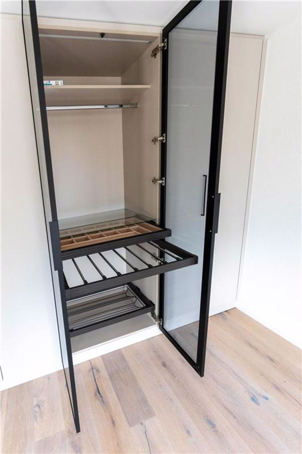 Moderne Wohnung in zentraler Lage mit wöchentlichem Reinigungsservice - Bild 3