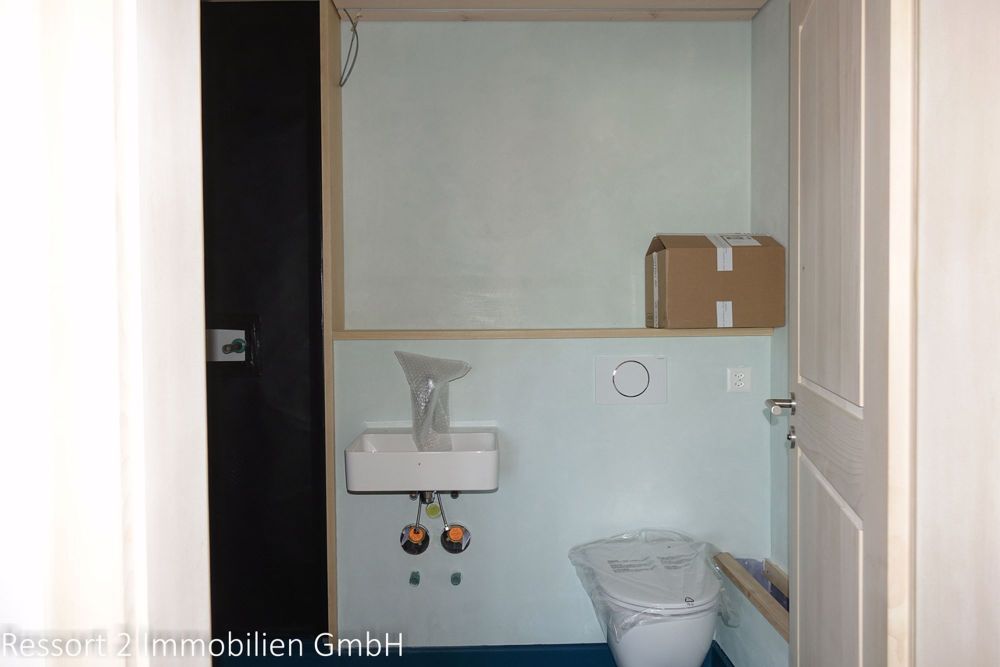 Rüti bei Büren: 2-Zi-Erstvermietung mit Galerie - / Bad