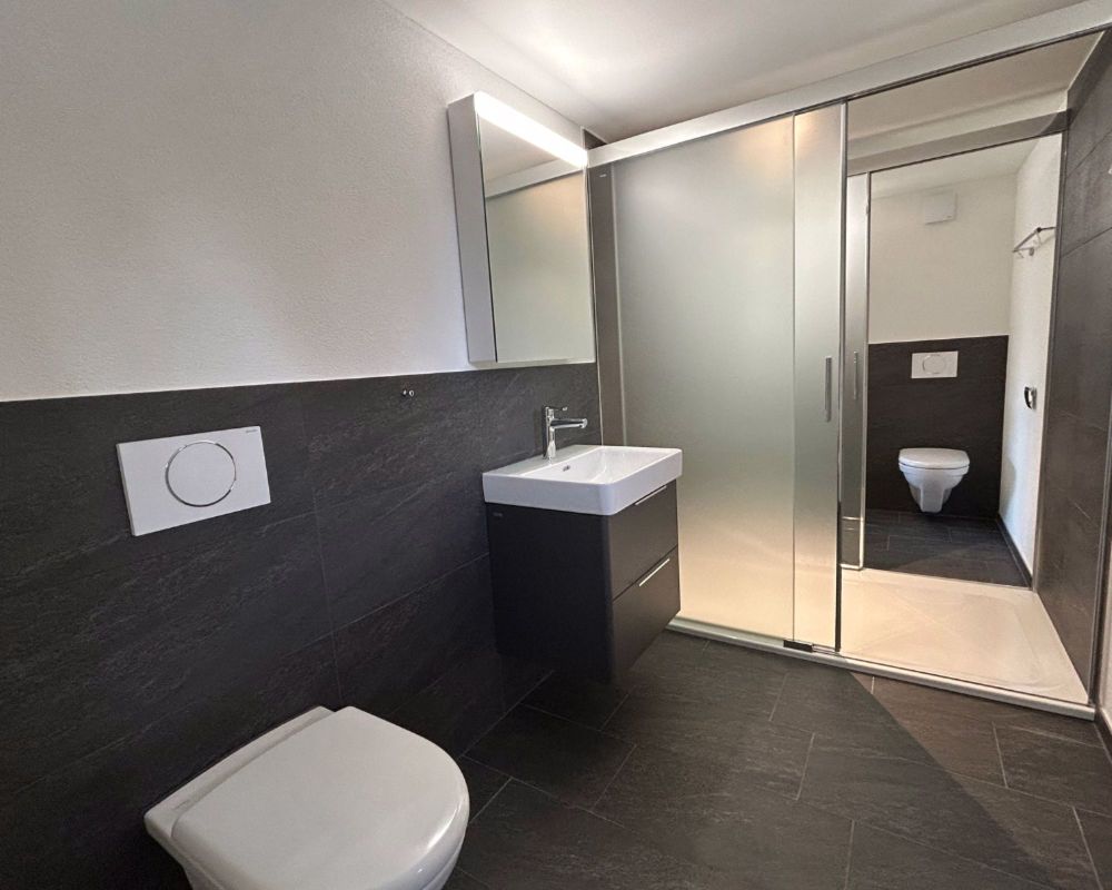 Charmante 3.5-Zimmer-Wohnung mit rustikalem Charme in Suberg - Bild 2