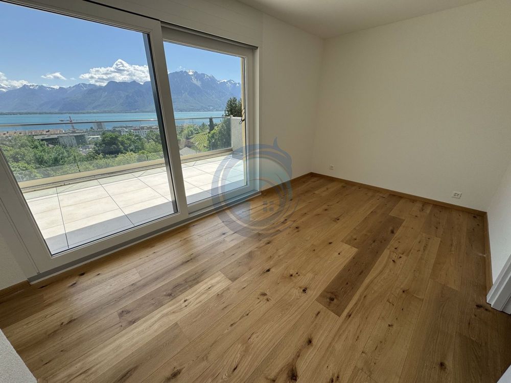 Wohnung mit 2,5 Zimmern im Dachgeschoss mit Panoramablick auf den See - Bild 5