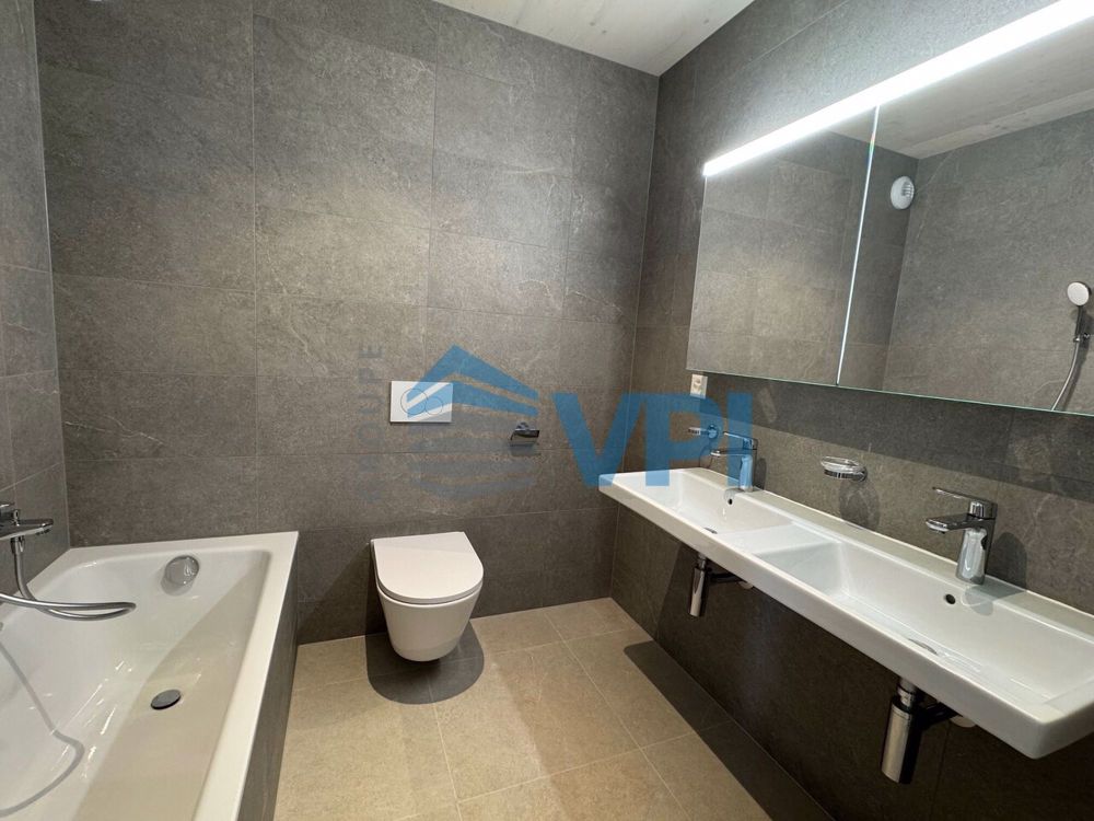 APPARTEMENTS NEUFS DE 6 PIECES AVEC JARDIN - SDB