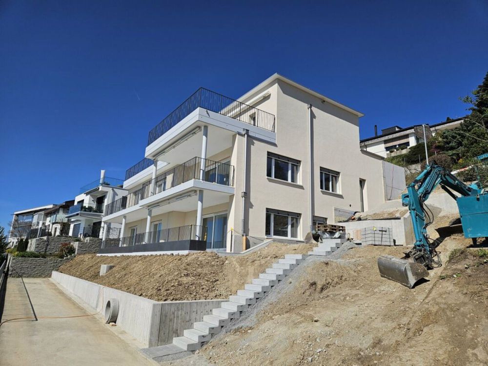 Zu vermieten am Oelberg in 9500 Wil, grosse 4½ Zi.-Wohnung, Erstbezug ! - Bild 1