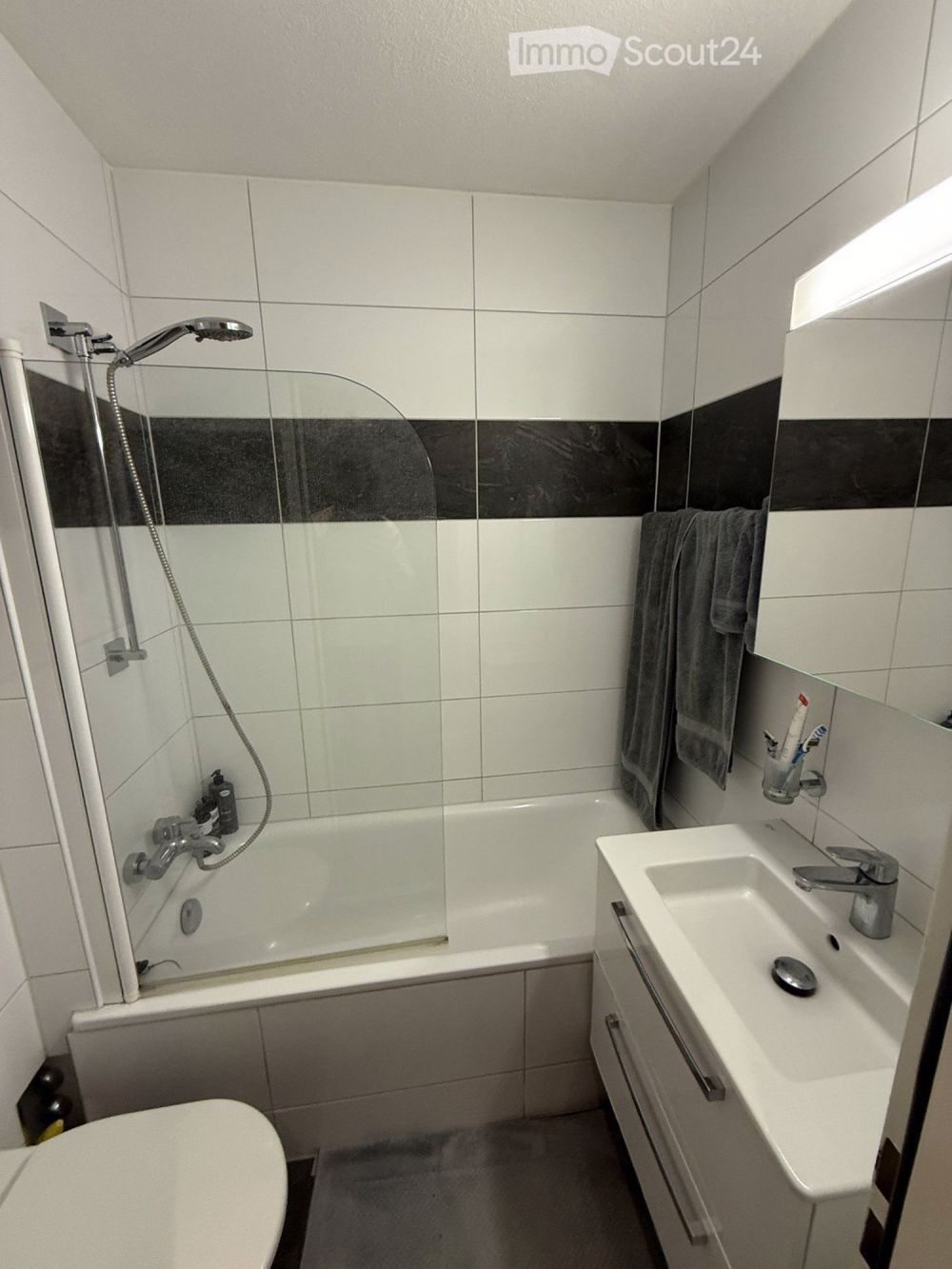 Luxuriös möblierte Wohnung im Herzen von Zürich - Bild 2