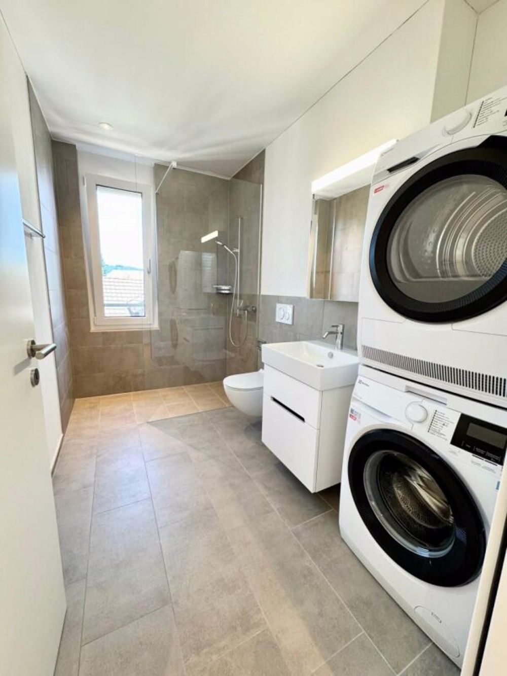 Schöne 2 1/2 Zimmer-Neubauwohnung an bester Lage in St. Gallen - Bild 10
