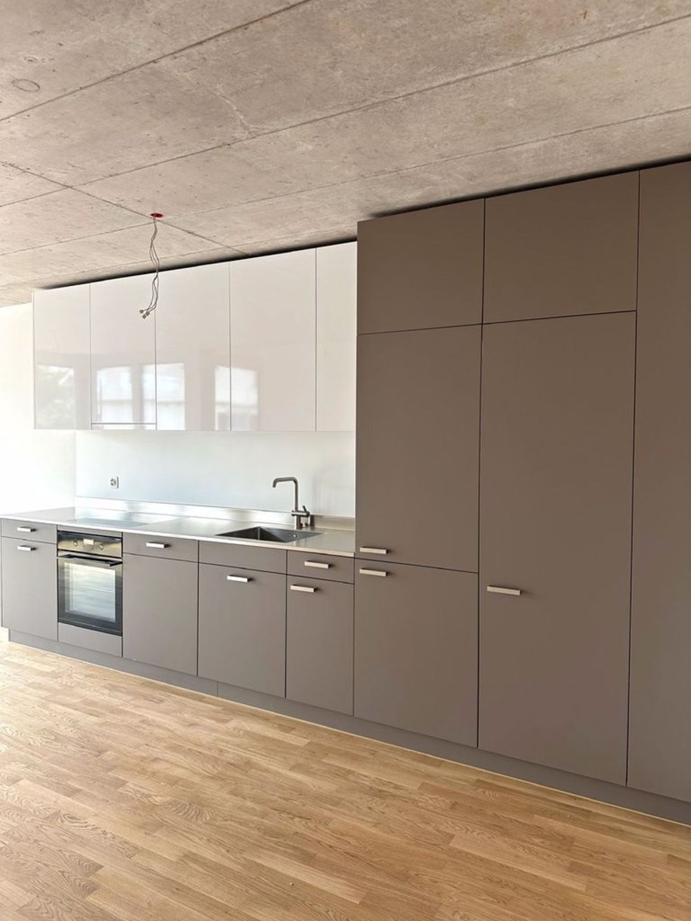 Erstbezug: Moderne 4.5-Zimmer-Wohnung in Terrassenhaus - Beispiel Küche