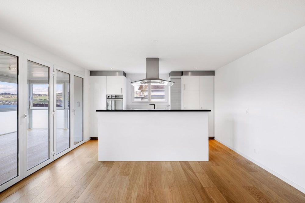 Exklusiver Neubau mit Seeblick auf 2 Etagen - 06 Web_Attika Wohnung, Oberhus- Strasse 4, Greppen_20_klein