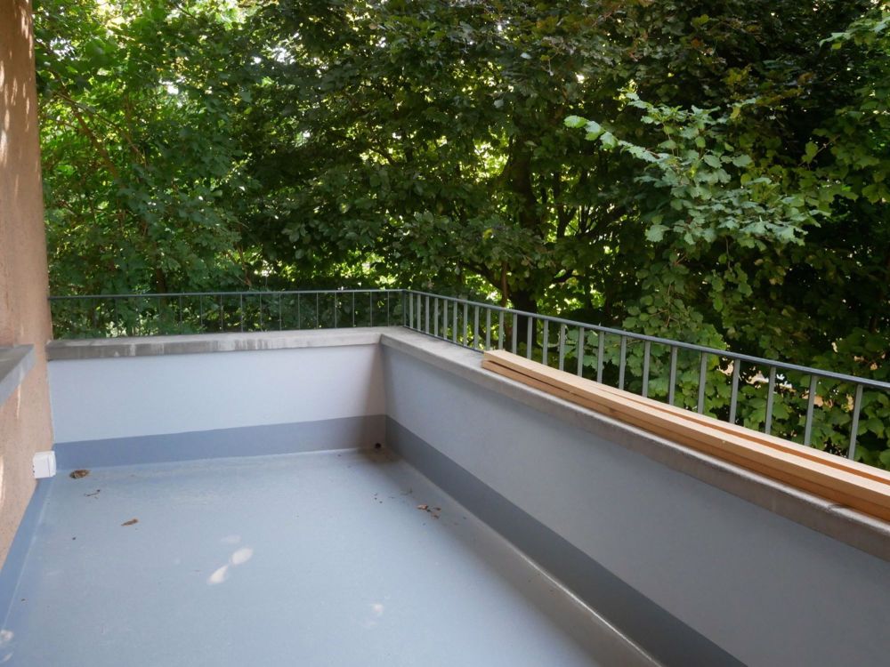 BERNE - GRYPHENHÜBELIWEG 26 - 4 + 1 ZIMMERWOHNUNG IM 2. STOCKWERK - Grand balcon sud