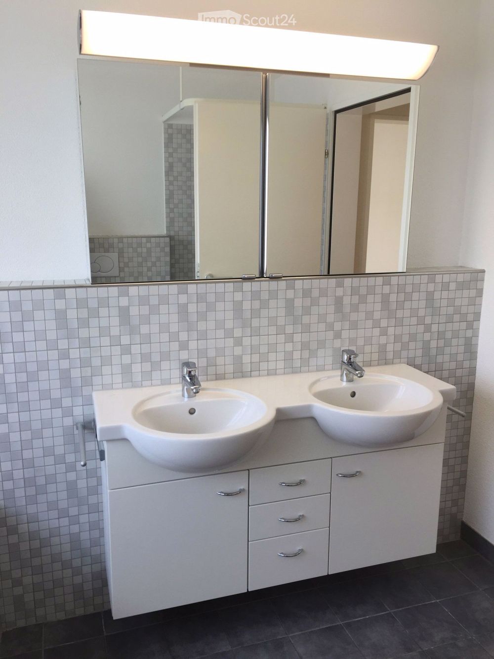 4.5-Zimmer-Wohnung mit Balkon - Bild 6