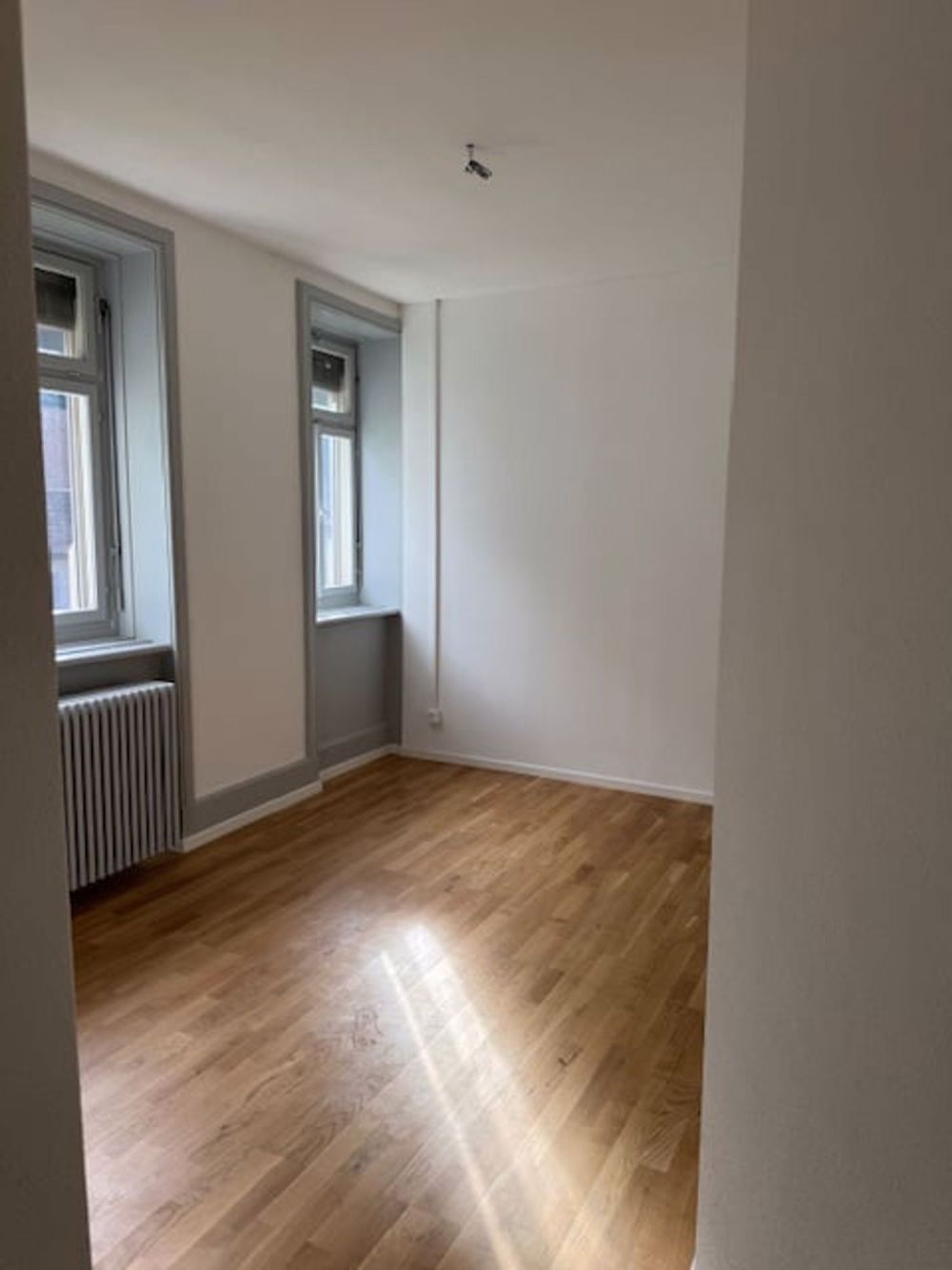 Wunderschöne 2 Zimmer Wohnung in Erstfeld - Bild 4