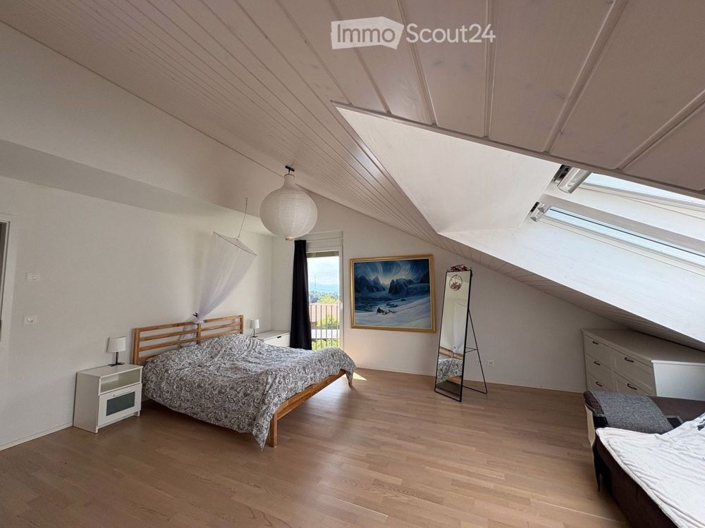 Geräumige 4,5-Zimmer-Wohnung - Seeblick / Bergblick - Bild 2