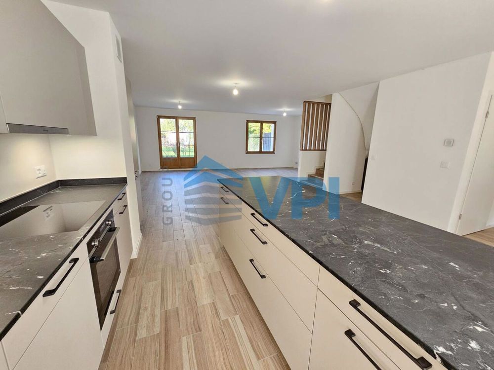 Superbe villa mitoyenne 6 pièces avec terrasse et jardin privatifs à B - Bild 5