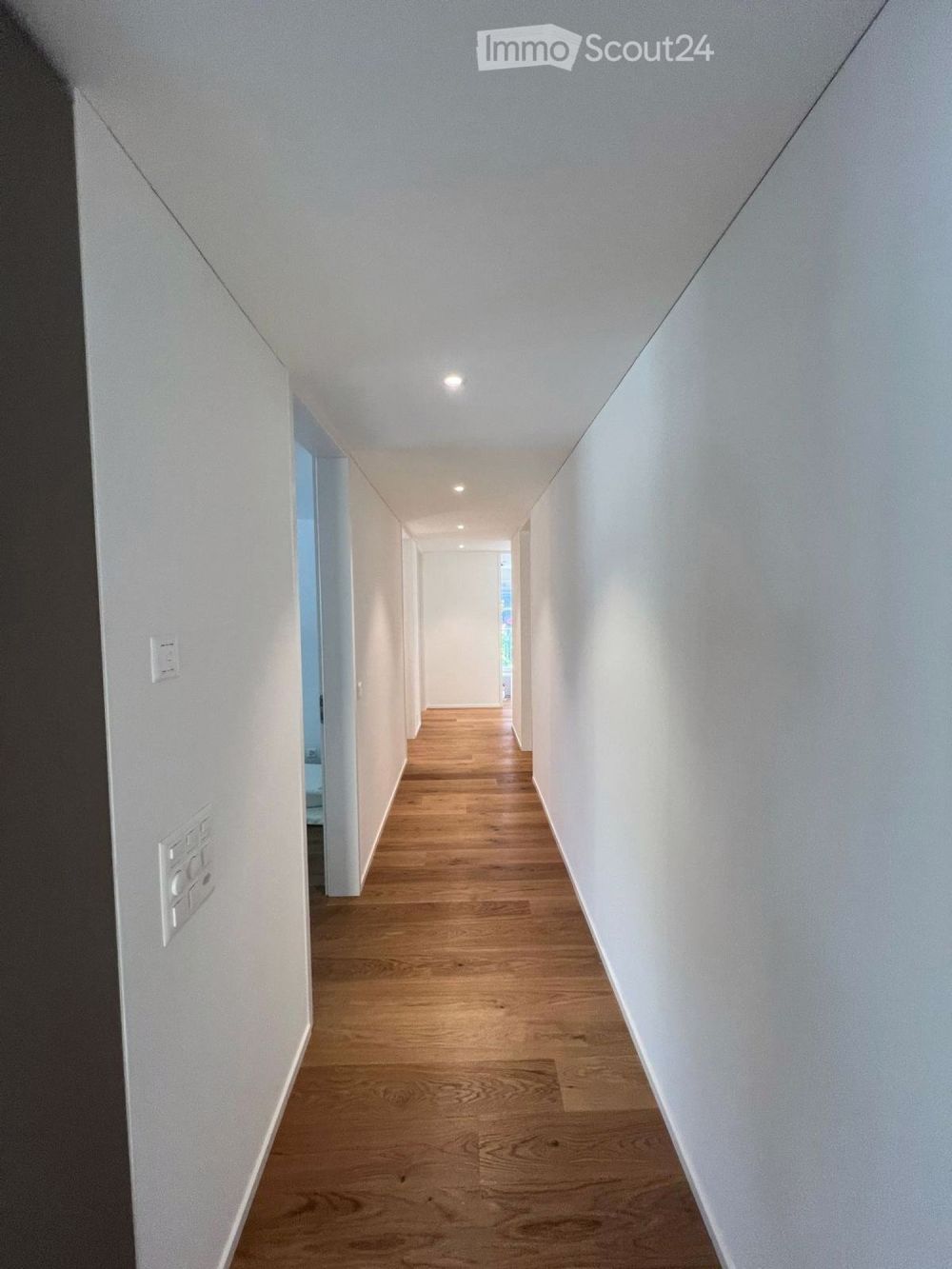 Stilvoll wohnen mit Gartenfeeling – moderne 3.5-Zimmerwohnung in Zürich-Witikon - Bild 4