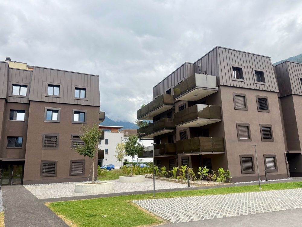Neue 2.5-Zimmer-Wohnung zur Miete mit Balkon in Martigny - Bild 2