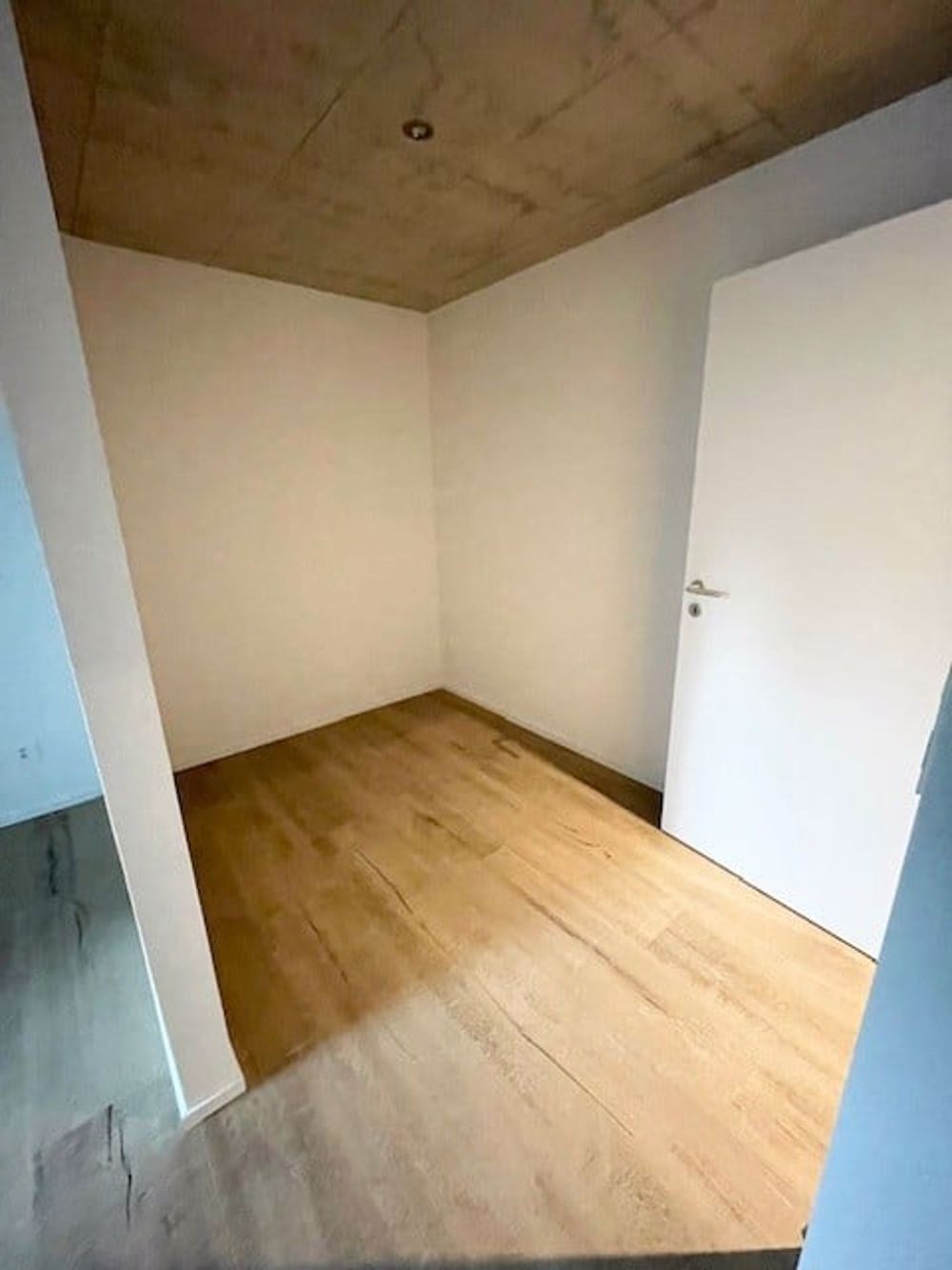 Appartement neuf et unique de 4,5 pièces avec vue imprenable sur le lac et les Alpes - Bild 10