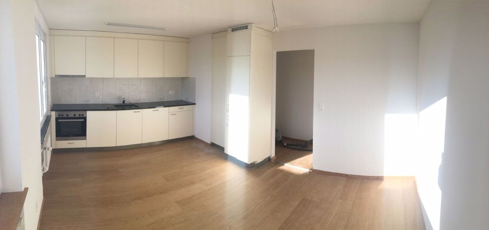 Grosszügige 3.5 - Zimmerwohnung - Küche Esszimmer