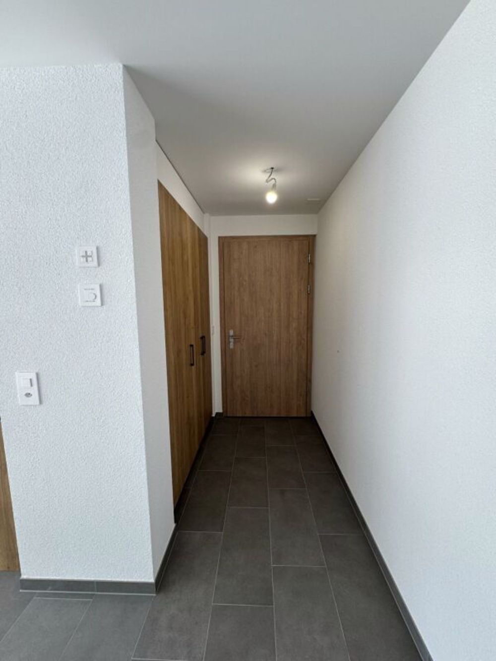 Neue 4.5-Zimmer-Wohnung im Zentrum von Riddes - Bild 13