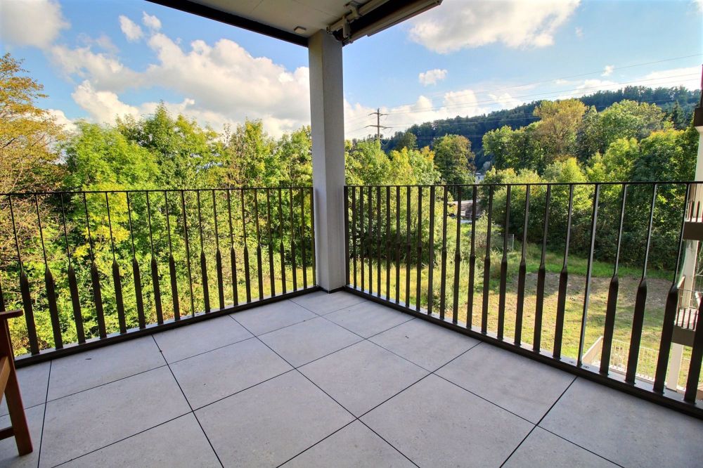 Prächtige 4.5-Zimmer-Wohnung in Marly - Balcon 1