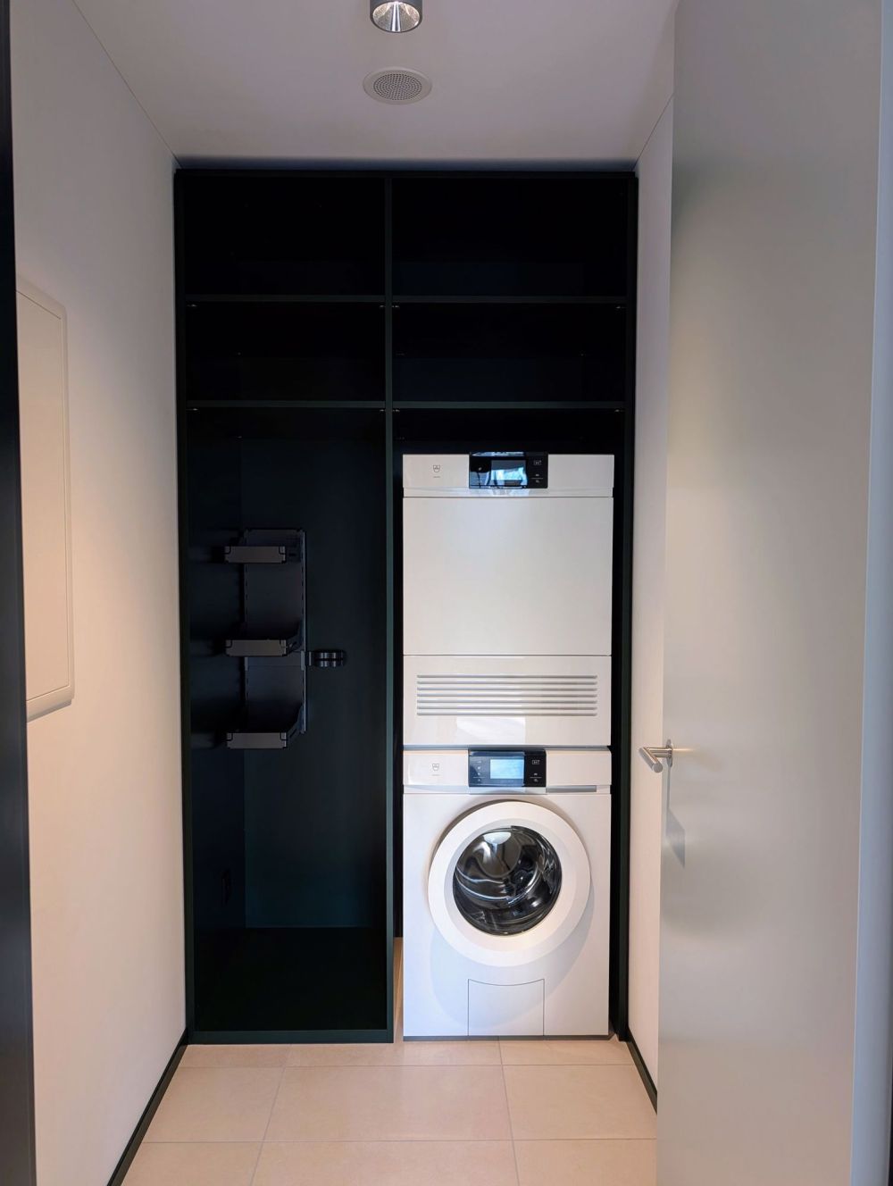 Helle und top ausgestattete Wohnung an ruhiger Lage - Bild 13