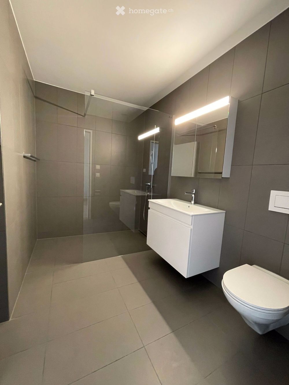 Helle und moderne 3.5 Zimmer Wohnung im 2. Obergeschoss in Dielsdorf - Minergie Standard - Bild 3