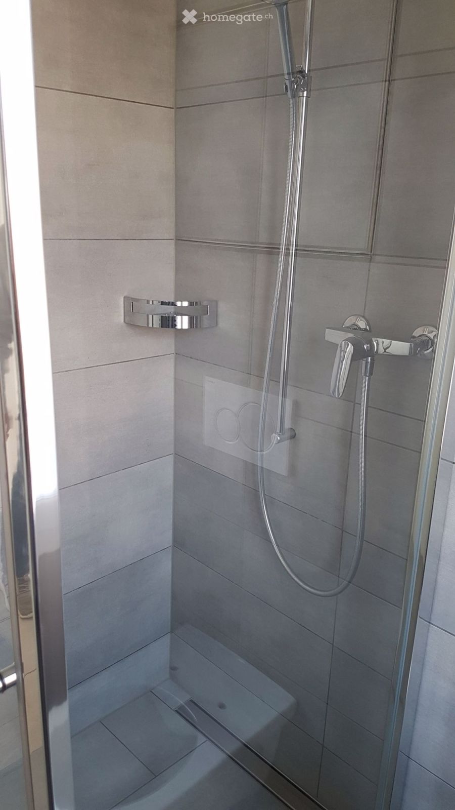 neu renovierte, 3 - Zi - Wohnung im 2. OG mit schöner Aussicht, in St. Gallen - Bruggen - Bild 4