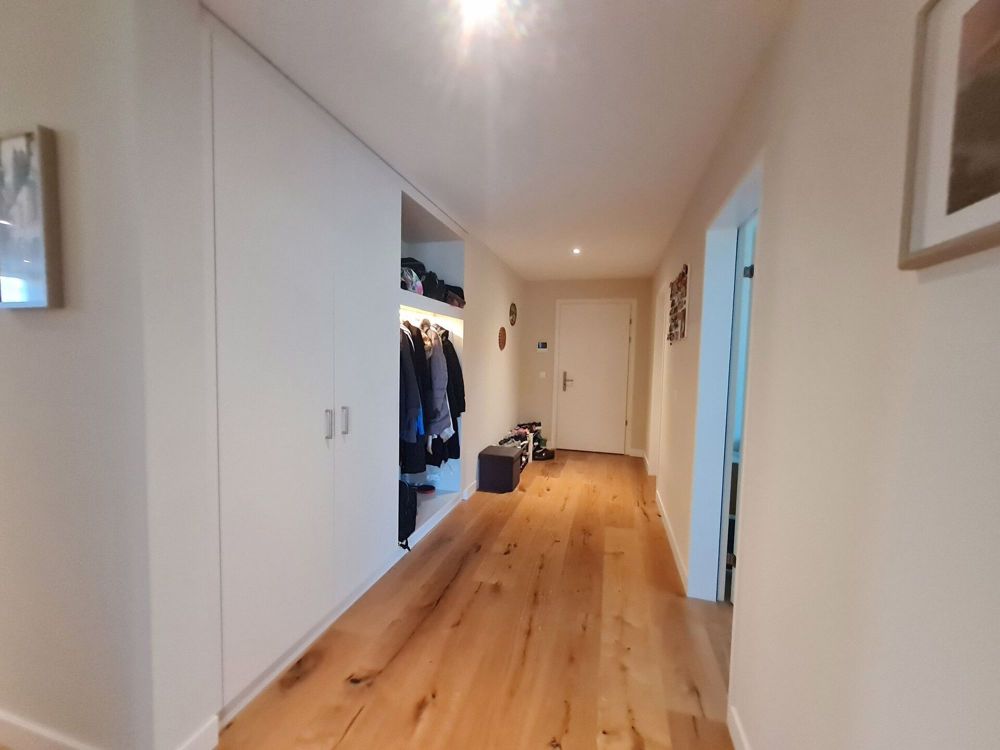 Neu, hell und zentral gelegen - Bild 5