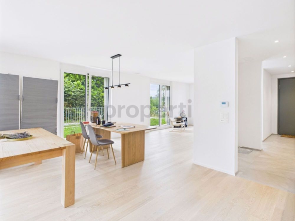 Modernes und nachhaltiges Reihenhaus mit Weitsicht in Horgen - Bild 5