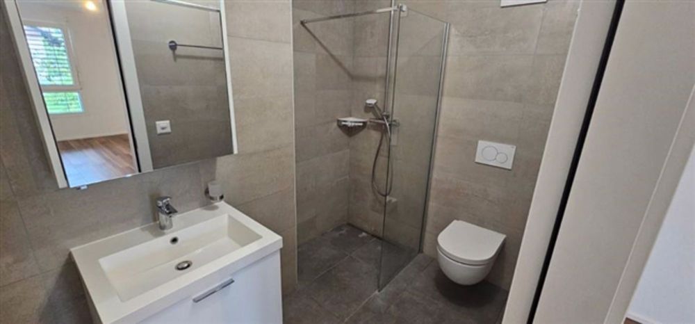 Wunderschöne 3.5 Zimmerwohnung im 2. Stock in Misery-Courtion - Bild 9